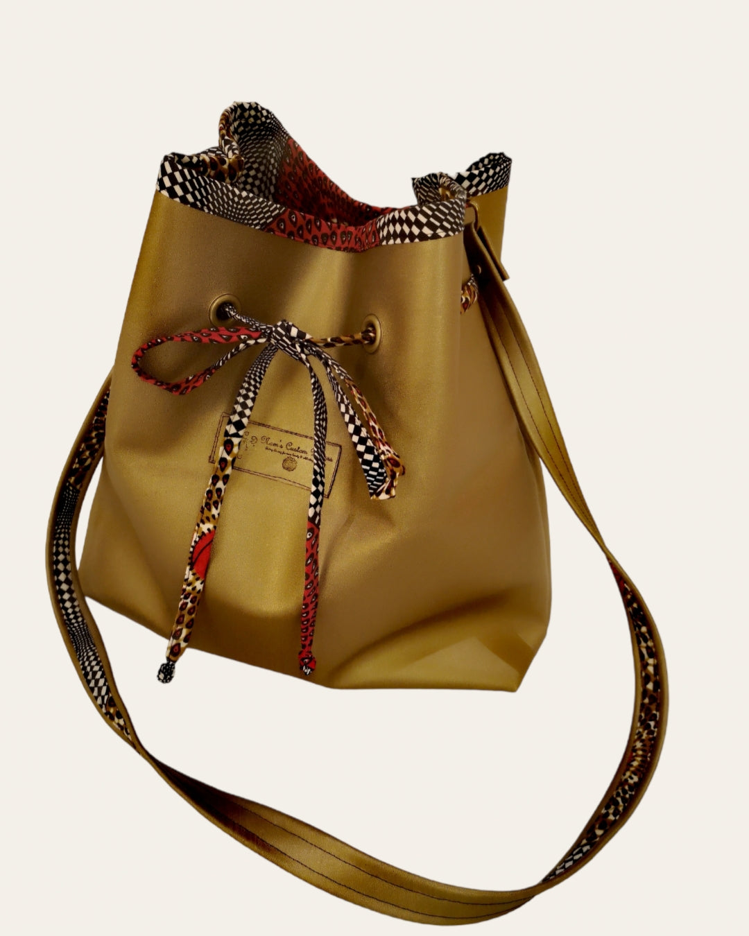 Zuri Bucket Bag