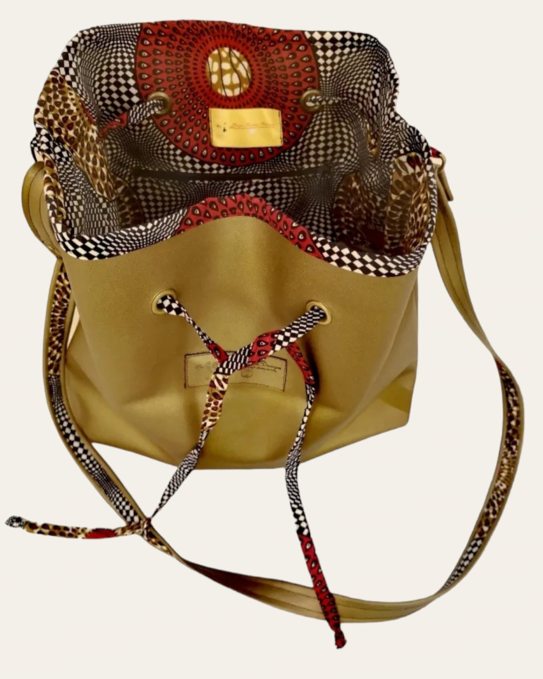 Zuri Bucket Bag